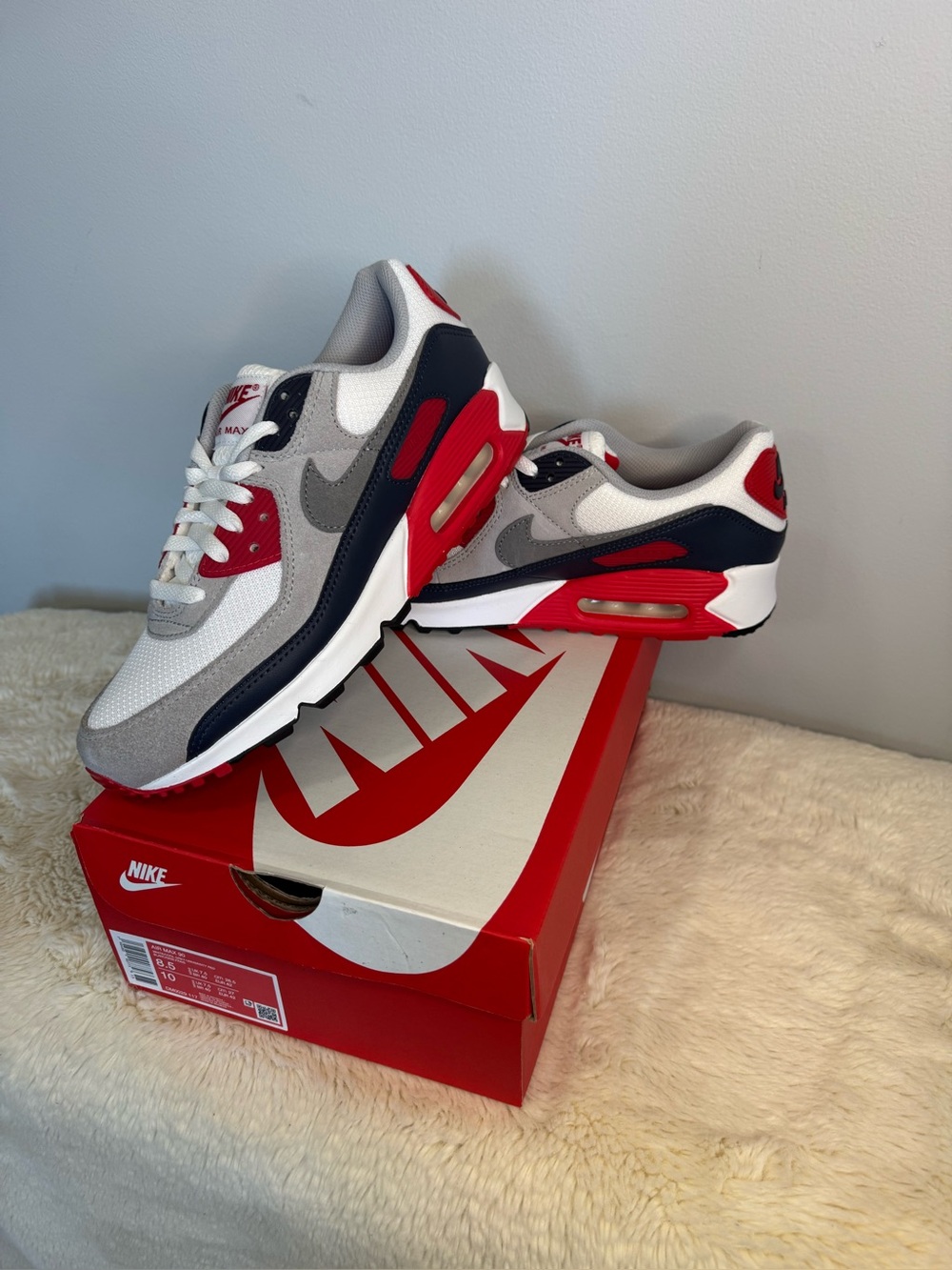 New in Box 🚨 Men’s Nike Air Max 90